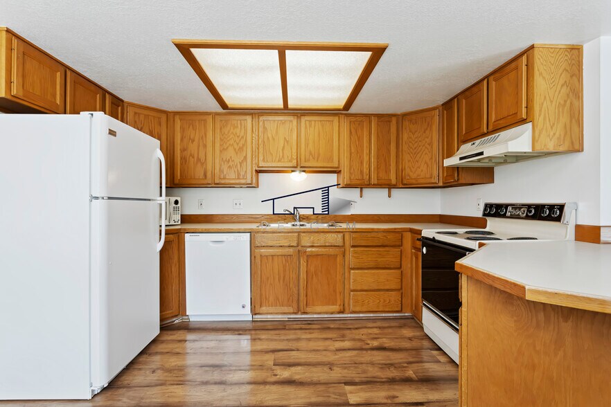 Building Photo - 2983 Taylor Ave