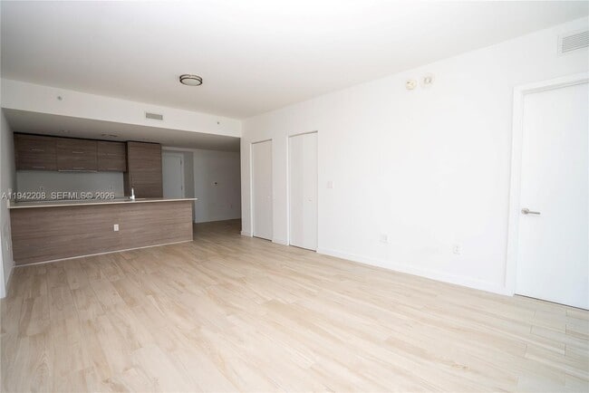 Building Photo - 1300 S Miami Ave