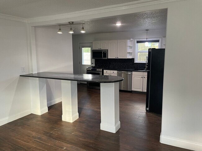 Building Photo - 7303 Carol Dr