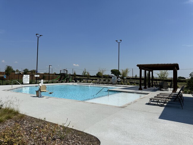Building Photo - 3913 Eufaula Dr