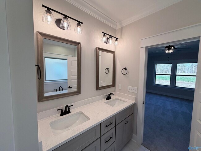 Building Photo - 2110 Sevenbark Br SW