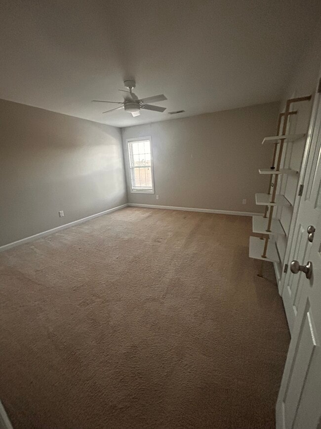 Building Photo - 4304 Dublin Rd