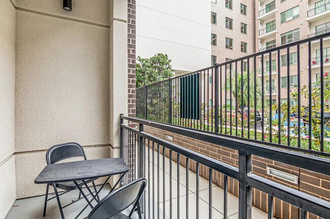 Building Photo - 950 Leeland St