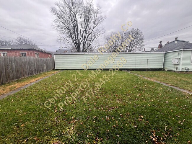 Building Photo - 362 W Broadway