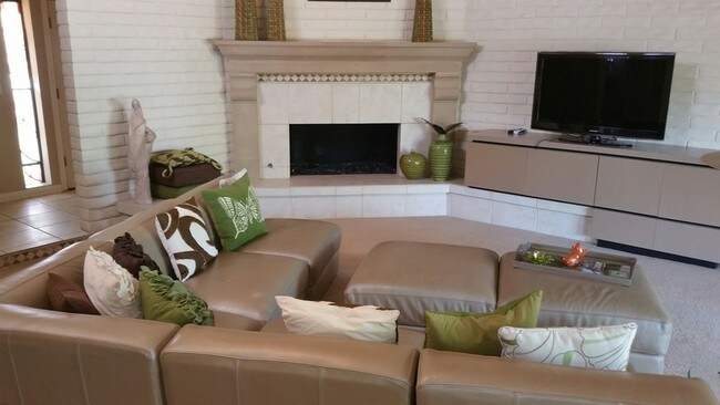 Building Photo - 73620 Joshua Tree St