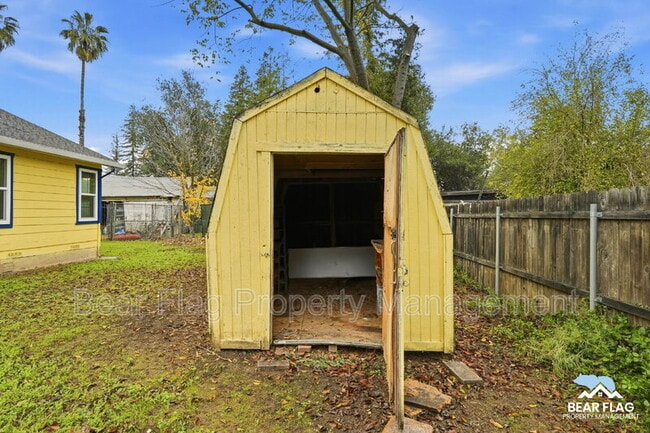 Building Photo - 3351 Albany Way