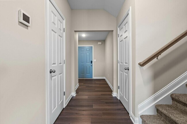 Building Photo - 824 Copley Pointe Dr