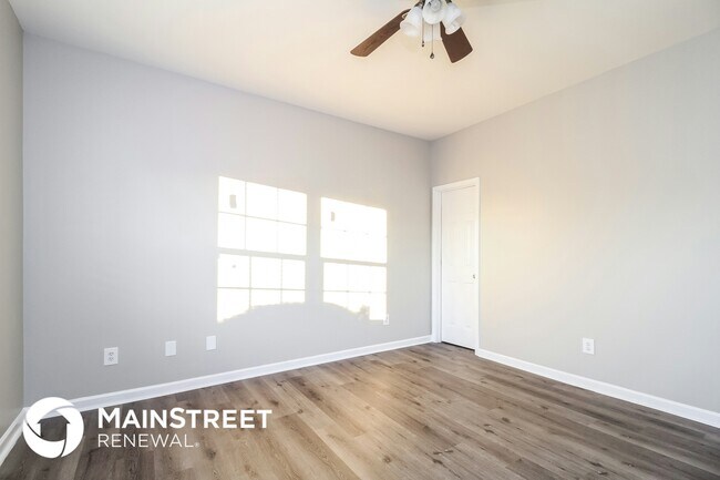 Building Photo - 2104 Lauren Woods Dr