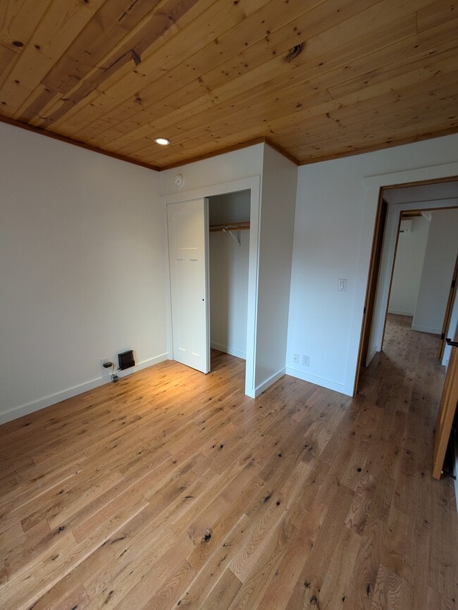 Building Photo - 4521 S Lucile St