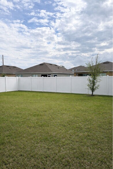 Building Photo - 3684 Diving Dove Ln