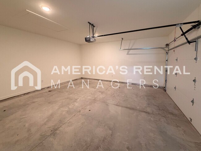 Building Photo - Beautiful New Construction 3 Bed, 2.5 Bath...