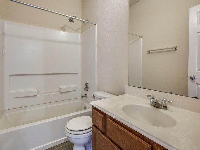 Building Photo - 4067 Mossy Pl Ln