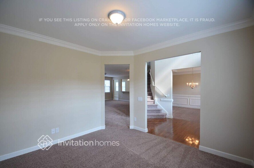 Building Photo - 6302 Crosshall Pl