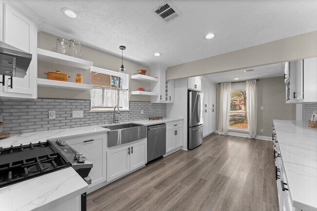 Building Photo - 5207 Alamosa Ln