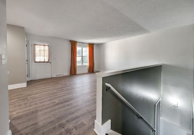 Building Photo - 3612 13 Mile Rd NE