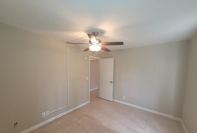 Building Photo - 3626 La Mar Ct