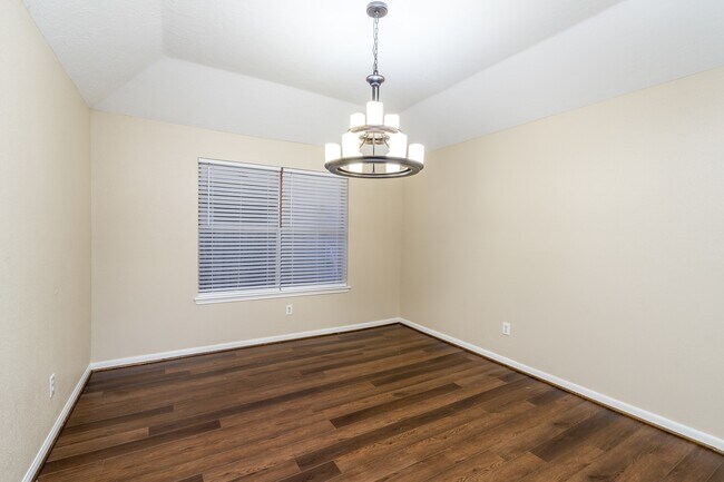 Building Photo - 21315 Park Post Ln