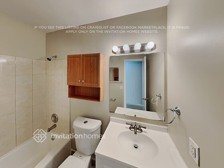 Building Photo - 4095 NW 79th Ave
