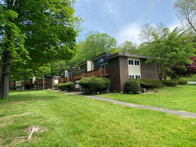 Building Photo - 229 Bacon Pond Rd