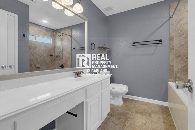 Building Photo - 16238 Ranchland Ln