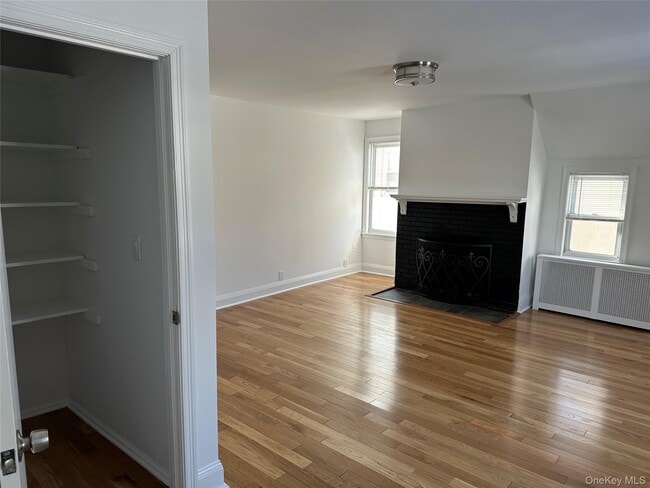 Building Photo - 68 Lake Ave