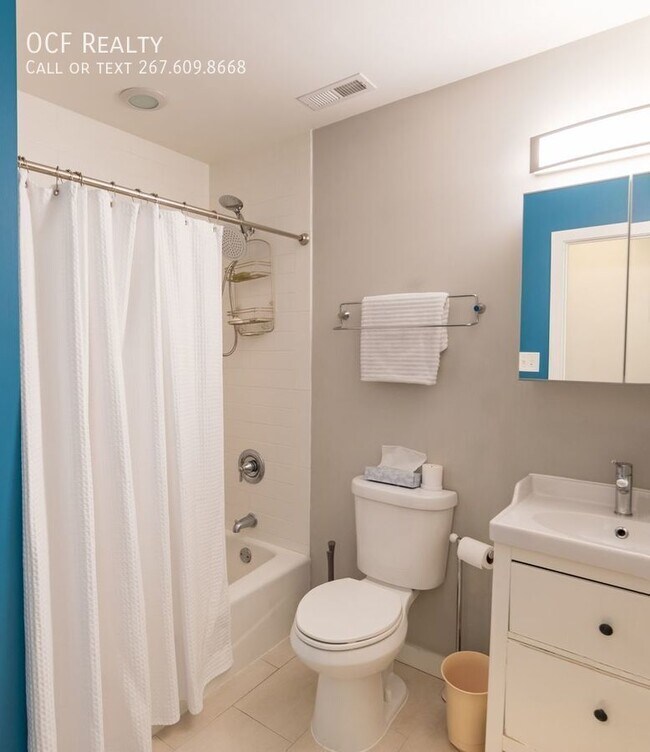 Building Photo - 2029 E Huntingdon St