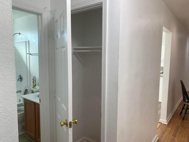 Building Photo - 42951 Alexo Dr