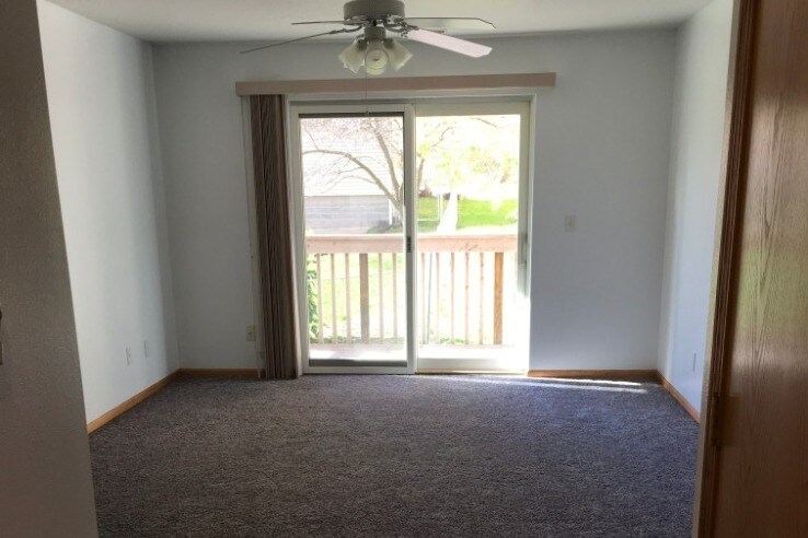 Building Photo - 211 W Mill St