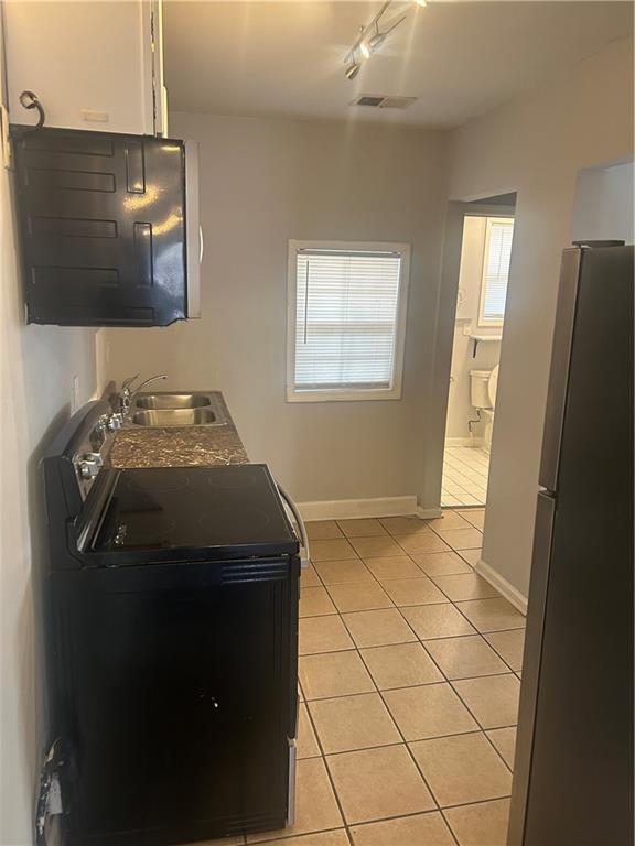 Building Photo - 1180 Sims St SW