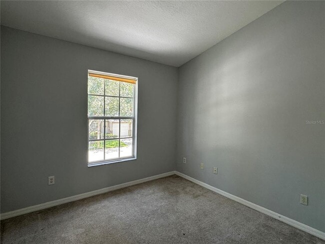 Building Photo - 2915 Amber Oak Dr