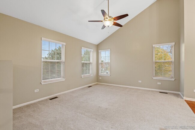 Building Photo - 24618 George Washington Dr