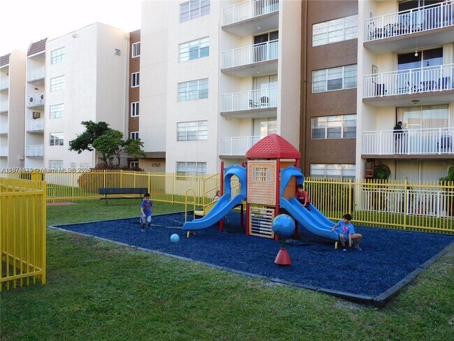 Building Photo - 6930 NW 186th St