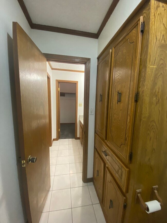 Building Photo - Brownlee Estates