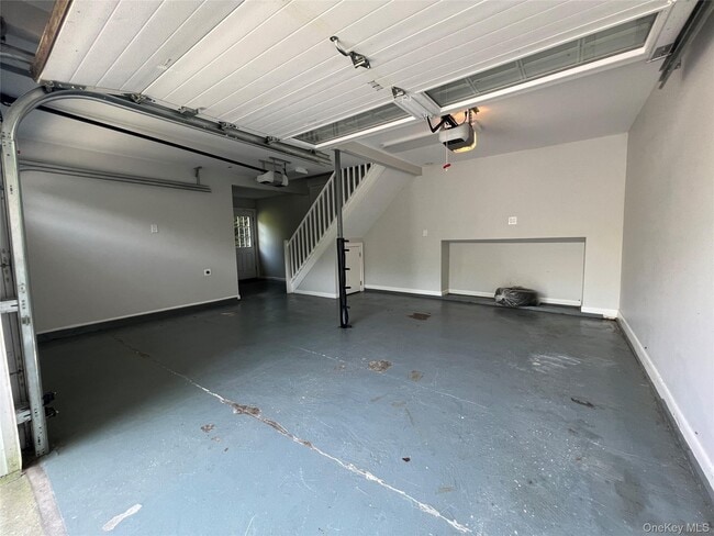 Building Photo - 36 Midland St