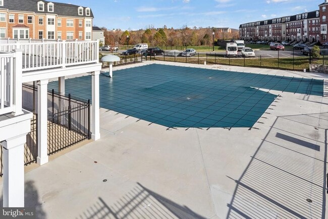 Building Photo - 7086 Executive Way