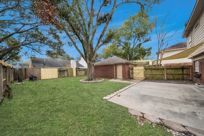 Building Photo - 1111 Cascade Creek Dr