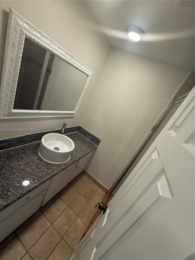 Building Photo - 1540 NE 191st St