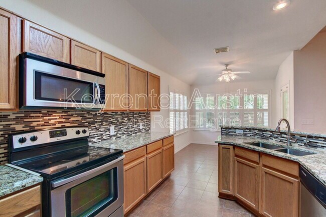 Building Photo - 2300 Garrett Cove