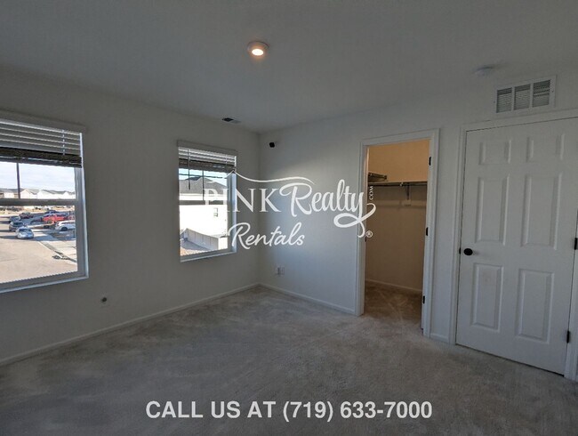 Building Photo - 8021 Buffalo Horn Dr