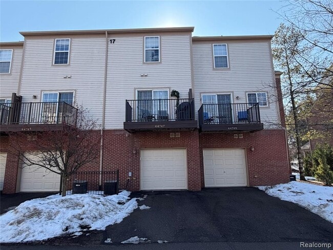 Building Photo - 44745 Ellery Ln