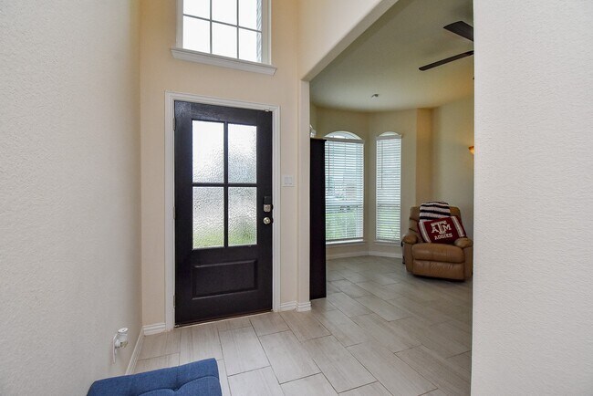 Building Photo - 32903 Silver Mdw Wy