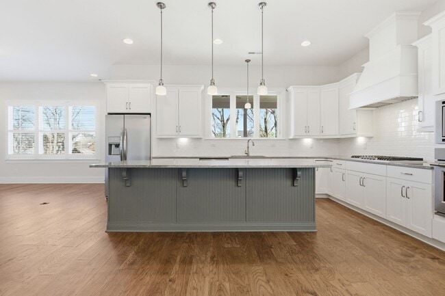 Building Photo - 1926A Castleman Dr