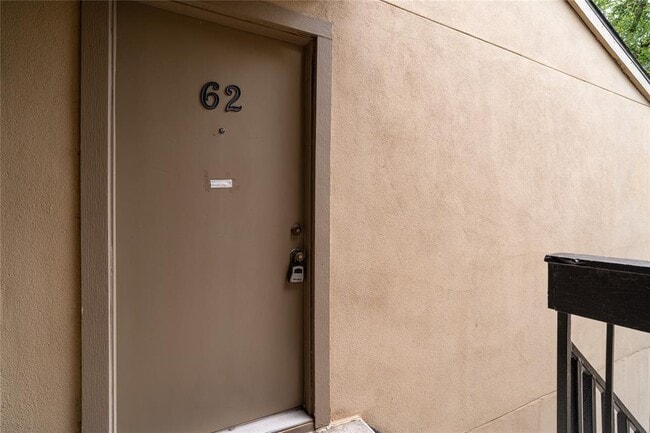 Building Photo - 3300 Pebblebrook Dr