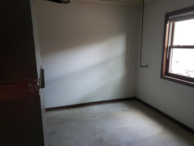 Building Photo - 2511 Thomas Ct