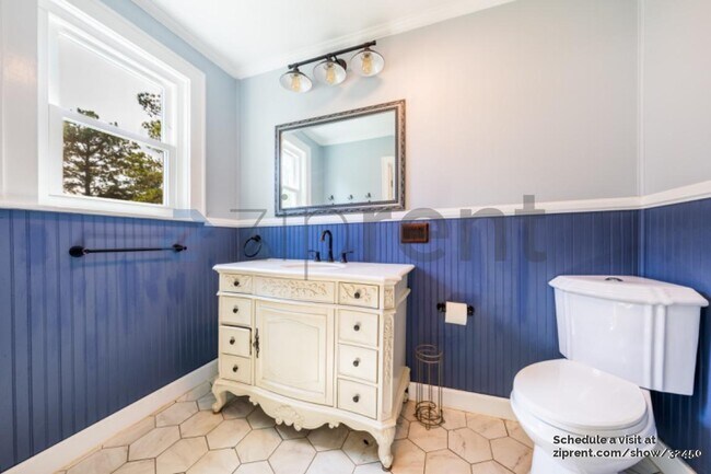 Building Photo - 645 GA-49