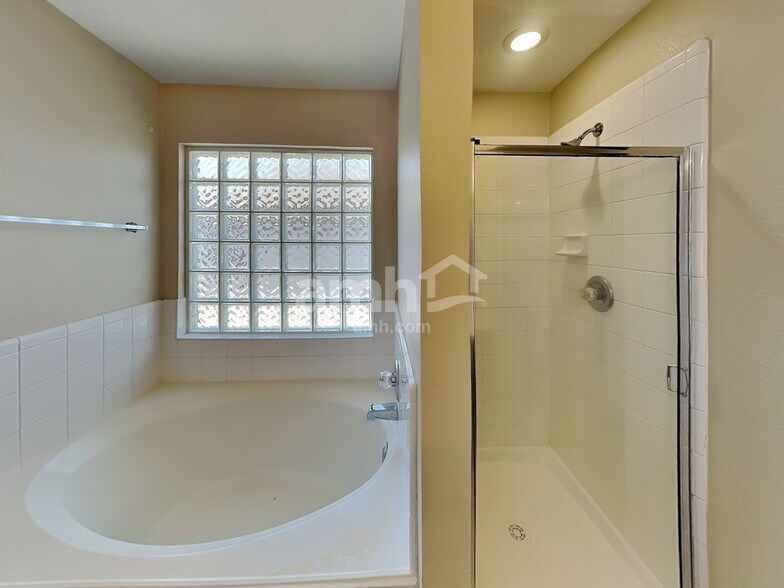 Building Photo - 12135 Bradenway Ln