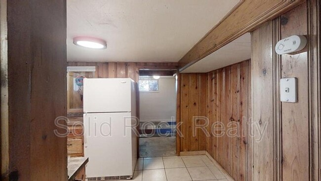 Building Photo - 1520 E Pikes Peak Ave