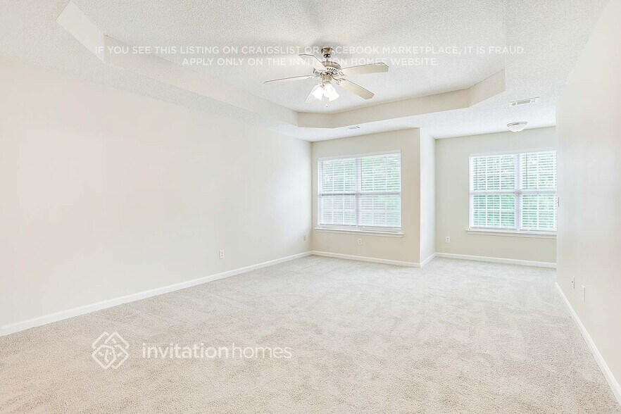 Building Photo - 4855 Larkspur Ln