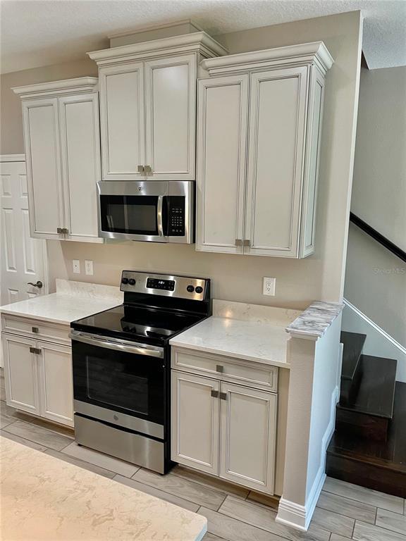 Building Photo - 30255 Southwell Ln