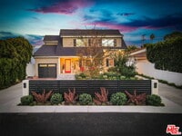 Building Photo - 4952 Placidia Ave